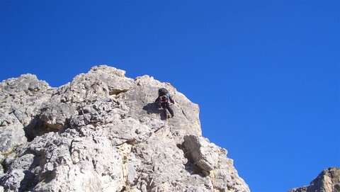 Kurze, senkrechte Platte