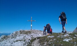 Erster Gipfelsieg - Schönegg (2390m)