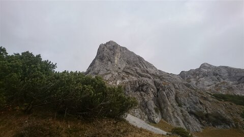 Kemetstein Westwand kenne ich auch