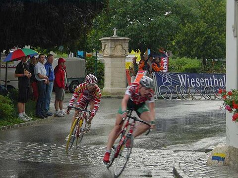 ... und wir beide weg, inzwischen im Regen