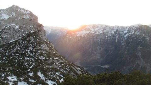 Im letzten Sonnenlicht sind wir wieder bei der Ofenrinne