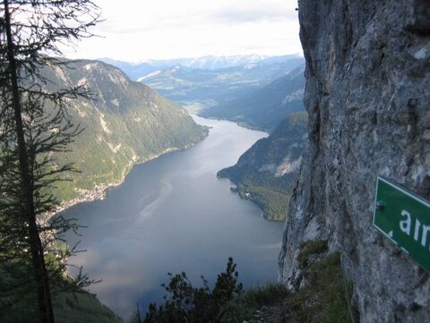 Der Hallstätter See vom Igel