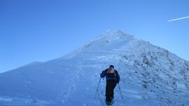 Schneebrett am Gipfel
