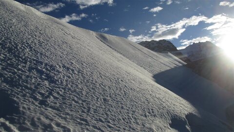 Bei den ersten Sonnenstrahlen schon wieder runter vom Gletscher